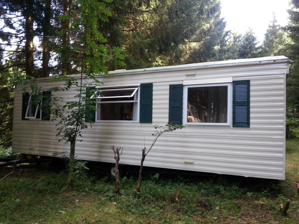 Camping De Flechat Hotel Орсивал Екстериор снимка